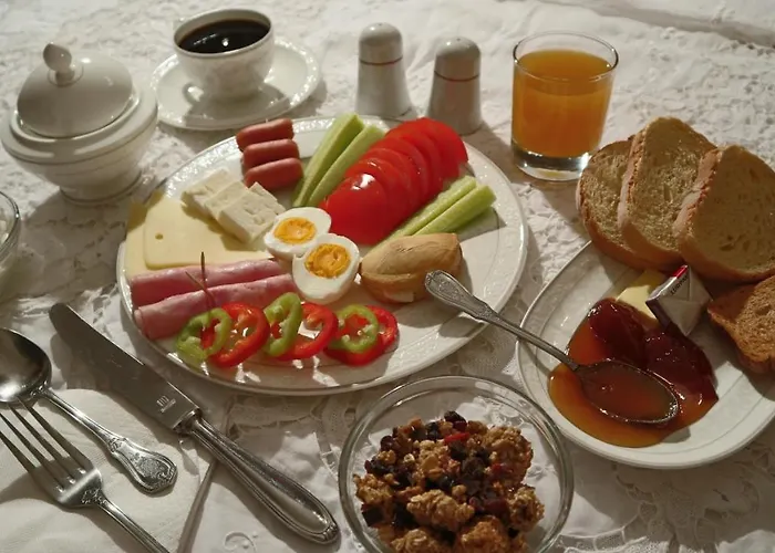 Timoleon Hotel 3*