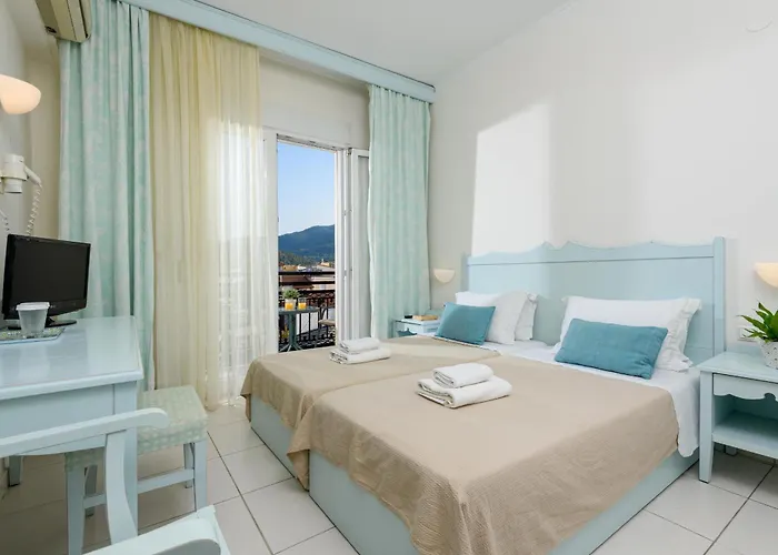 Timoleon Hotel 3*