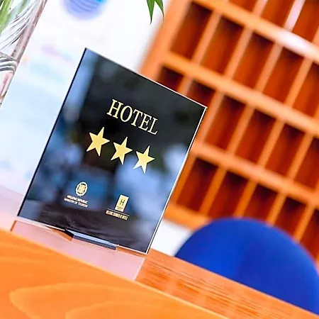 Hotel Timoleon